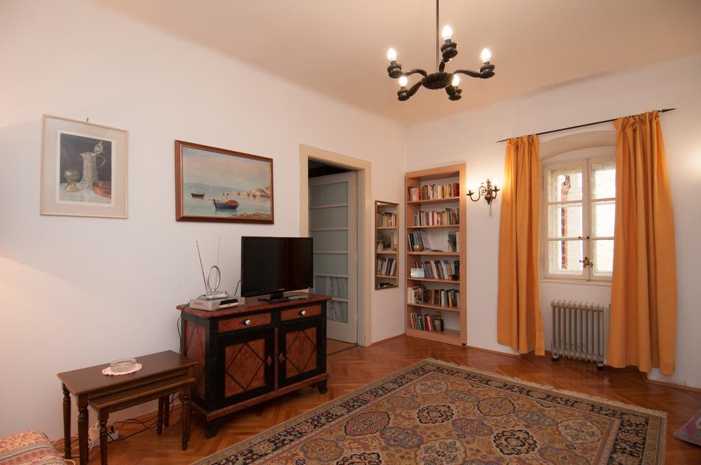 וולוסקו Apartment Villa Minach מראה חיצוני תמונה